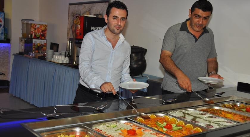 Blue Night Hotel Konaklı Zewnętrze zdjęcie